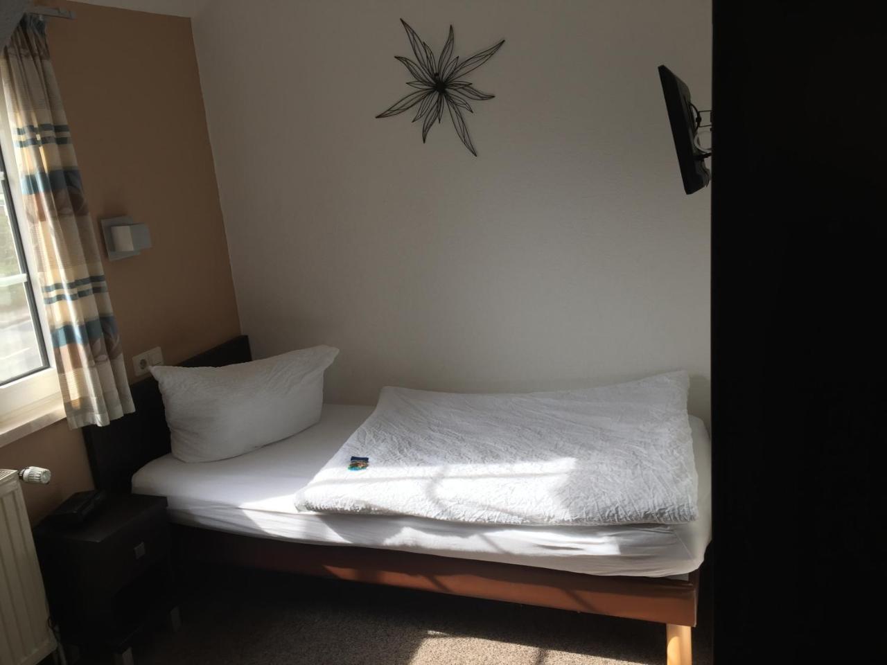 Gross Ippener Hotel Wuelfers Gasthaus מראה חיצוני תמונה